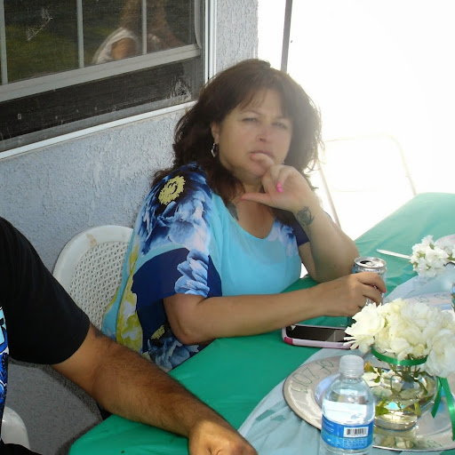 Michelle Reynoso Photo 12