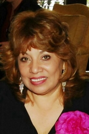 Esther Garcia Photo 9