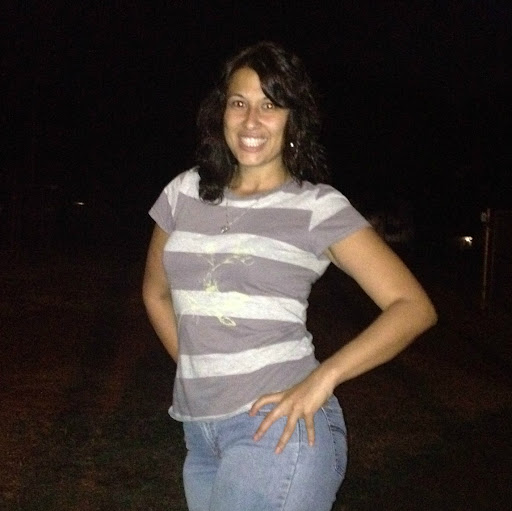 Angela Vega Photo 17