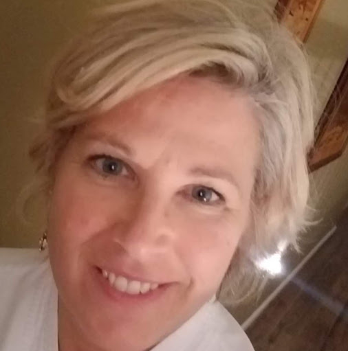 Theresa Larson Photo 30