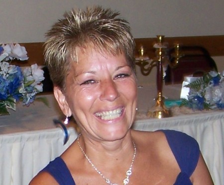 Elizabeth Ross Photo 10