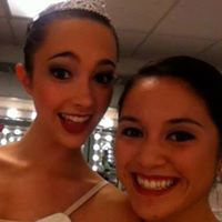 Sara Rodgers Photo 8