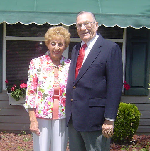 Lawrence Perry Photo 47