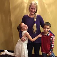 Laura Horvath Photo 26