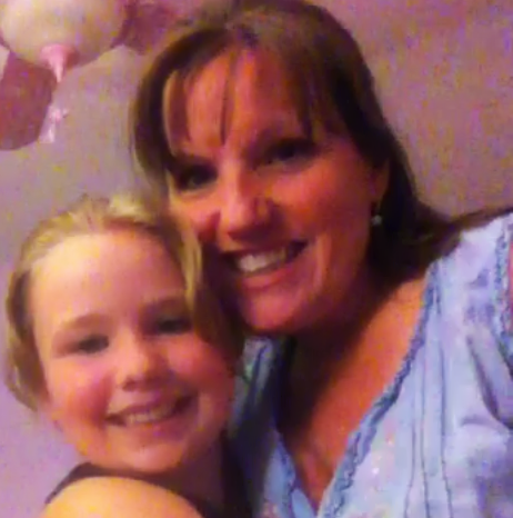 Elizabeth Egan Photo 35