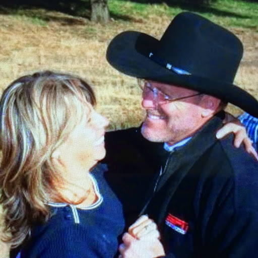 Bobbie Davis Photo 30