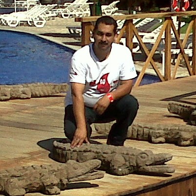 Ricardo Martinez Photo 25