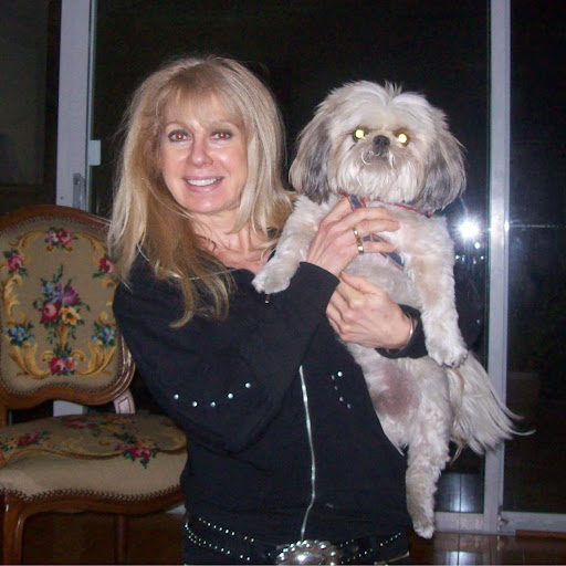 Nicole West Photo 26