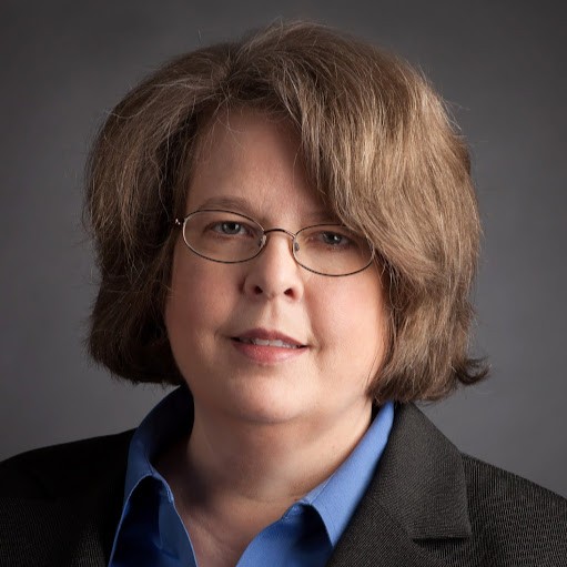 Elizabeth Everson Photo 6