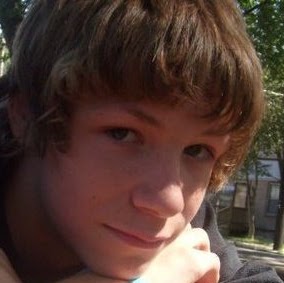 Reese Cook Photo 6