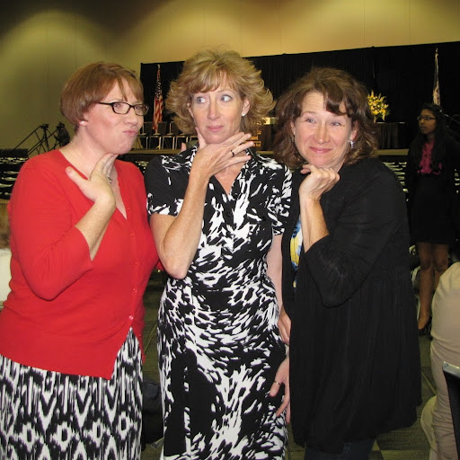 Kelly Martinson Photo 15