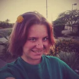 Stephanie Hager Photo 21