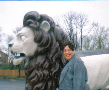 Margaret Thomas Photo 46