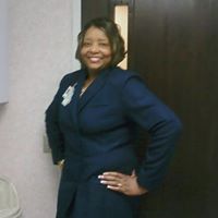 Michelle Huntley Photo 29