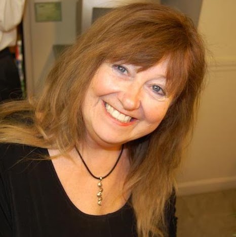 Cindy Giles Photo 15