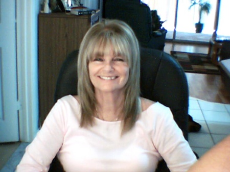 Elizabeth Ross Photo 8