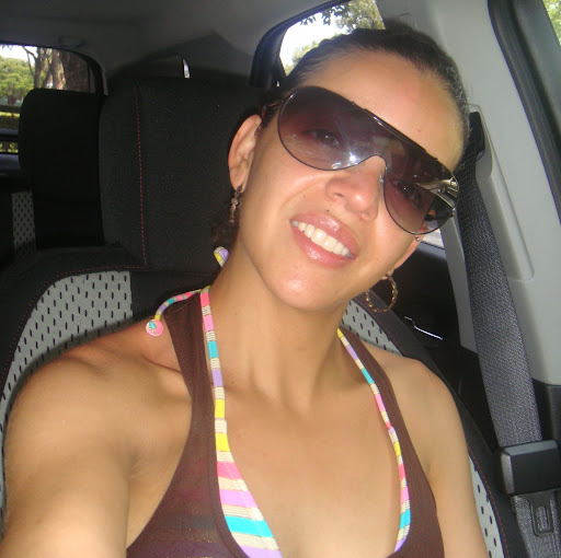 Diana Escalante Photo 17
