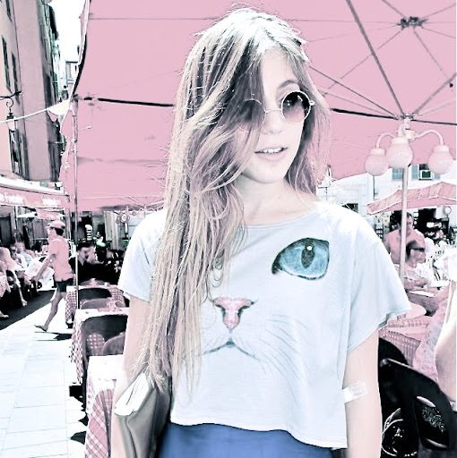 Renee Lo Photo 11