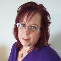 Valerie Phillips Photo 20