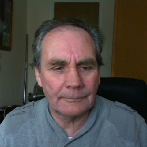 Robert Everett Photo 17