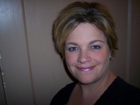 Melissa Abbott Photo 29