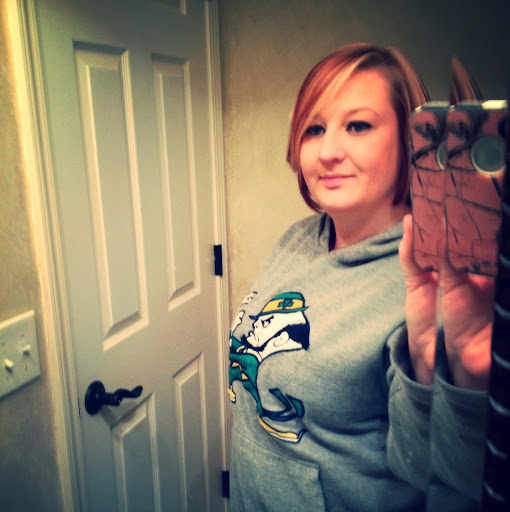 Shannon Schmidt Photo 30