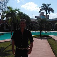 Ricardo Fernandez Photo 26