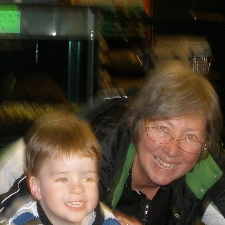 Helen Nelson Photo 22