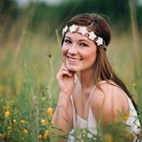Allison Russell Photo 36