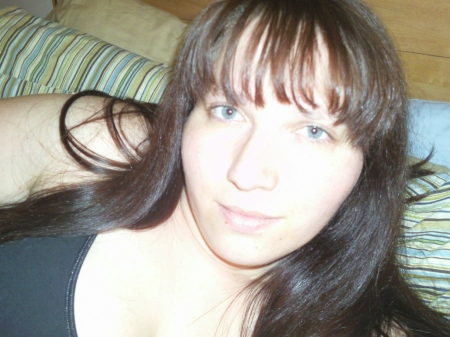 Kimberly Garcia Photo 18