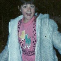 Elizabeth Sinclair Photo 16