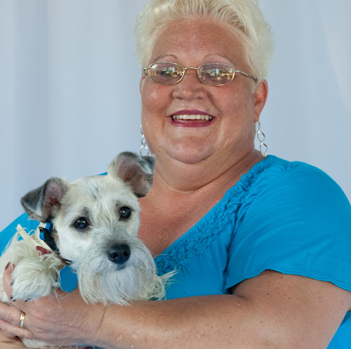 Patricia Knight Photo 34