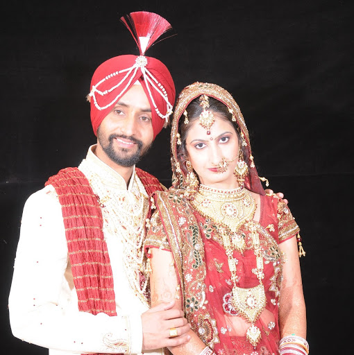 Balwinder Kaur Photo 26