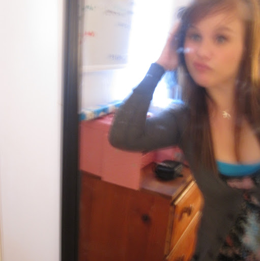 Krystal Davis Photo 6