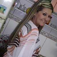 Rose Esteves Photo 12