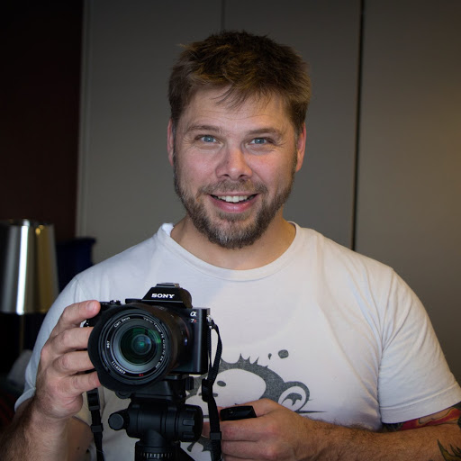 Chris Holloway Photo 14