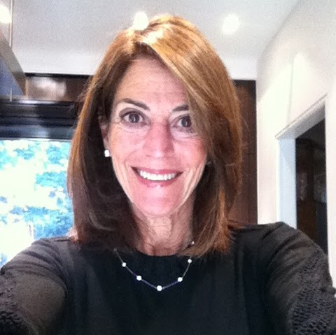Ellen Miller Photo 32