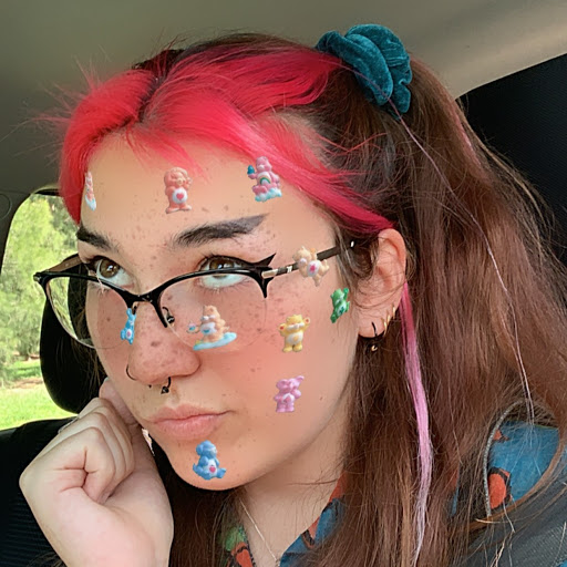 Sarah Dyer Photo 27