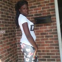 Alicia Betts Photo 4