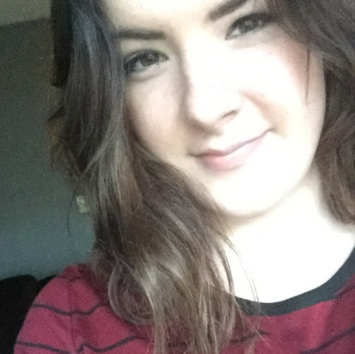 Brandi Peterson Photo 17