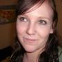 Emily Perkins Photo 12