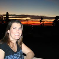 Lisa Hicks Photo 11