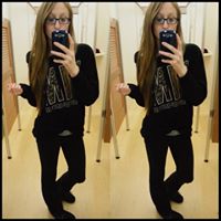 Alyssa Reynolds Photo 11