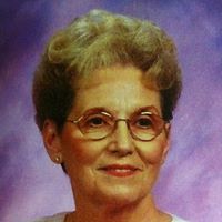 Elizabeth Tackett Photo 10