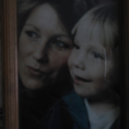 Maureen Elliott Photo 23