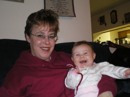 Theresa Jones Photo 30