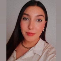Sara Gonzalez Photo 18