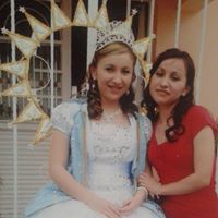 Clara Alvarado Photo 14