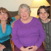 Julie Young Photo 29