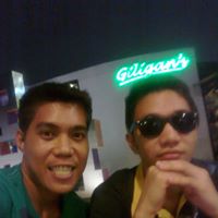 Mark Robles Photo 40